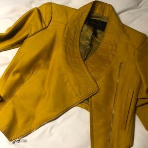 Cropped blazer BCBG
